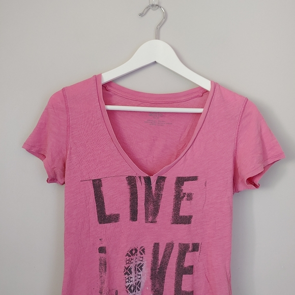 Aerie Graphic Tee V-neck T-Shirt Live Love Size Medium Pink - Picture 3 of 12